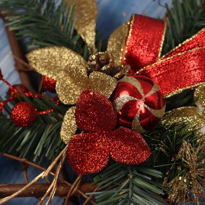 Украшение ёлочное "Цветочное на звезде" 30х30 см