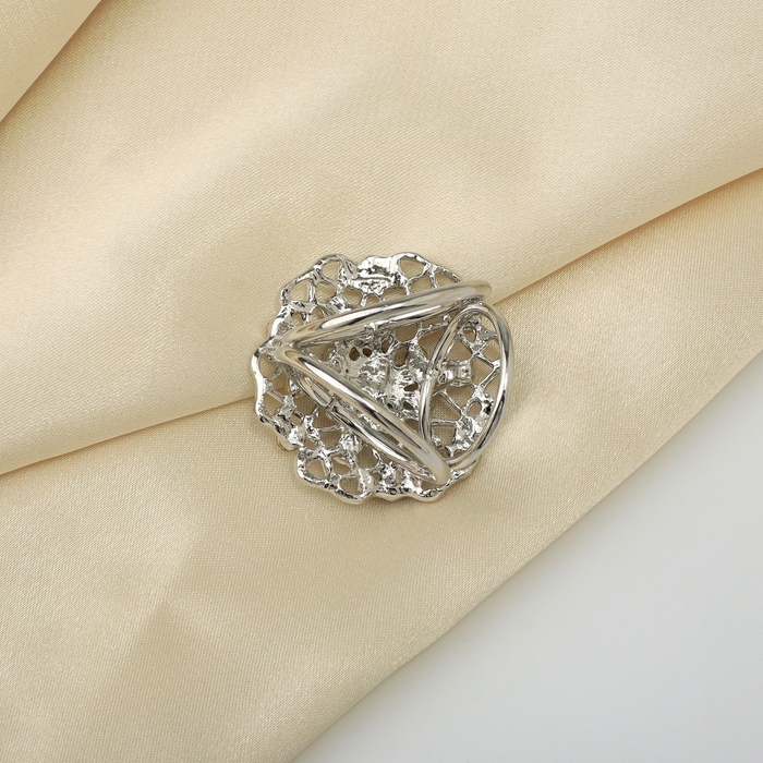 Кольцо для платка &laquo;Ажур&raquo; цветы, цвет белый в серебре