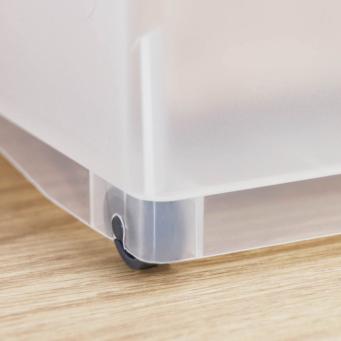 Контейнер хозяйственный с ручкой на колёсиках, 12,5 л, 45×16×25,5 см, прозрачный Контейнер хозяйственный с ручкой на колёсиках, 12,5 л, 45×16×25,5 см, прозрачный