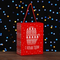 Новый год. Коробка подарочная складная "Рукавичка" 16,5 х 7,5 х 21 см. Новый год. Коробка подарочная складная "Рукавичка" 16,5 х 7,5 х 21 см.