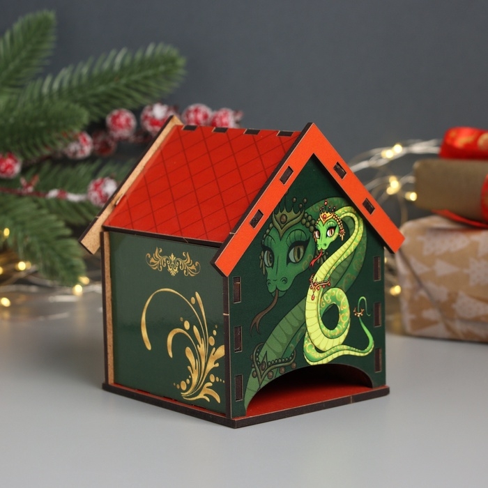 Новогодний чайный домик Новогодний чайный домик "Змея.С НГ" 10,5х9,5х12 см