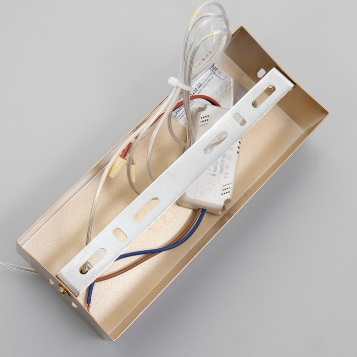 Светильник BayerLux Светильник BayerLux "Катена" LED 58Вт 6000К золото 106х12х100 см