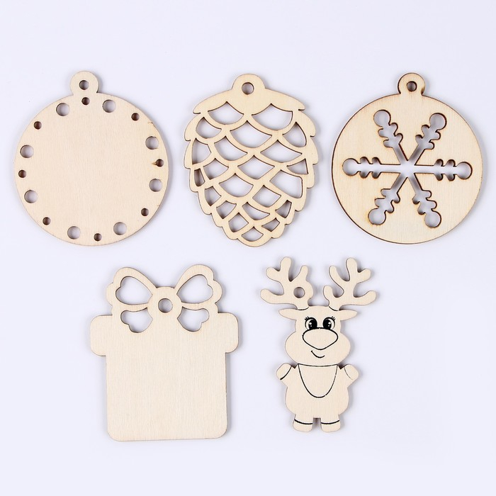 Набор для творчества &laquo;Ёлочные игрушки из дерева. Сделай сам&raquo; (олень, подарок, шарик)