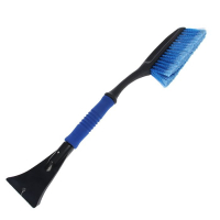 Щетка сметка TORSO, 63 см, со скребком, мягкая ручка, синий Щетка сметка TORSO, 63 см, со скребком, мягкая ручка, синий