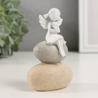 Сувенир полистоун "Девочка-ангел на камушках" 7х4,5х10,5 см