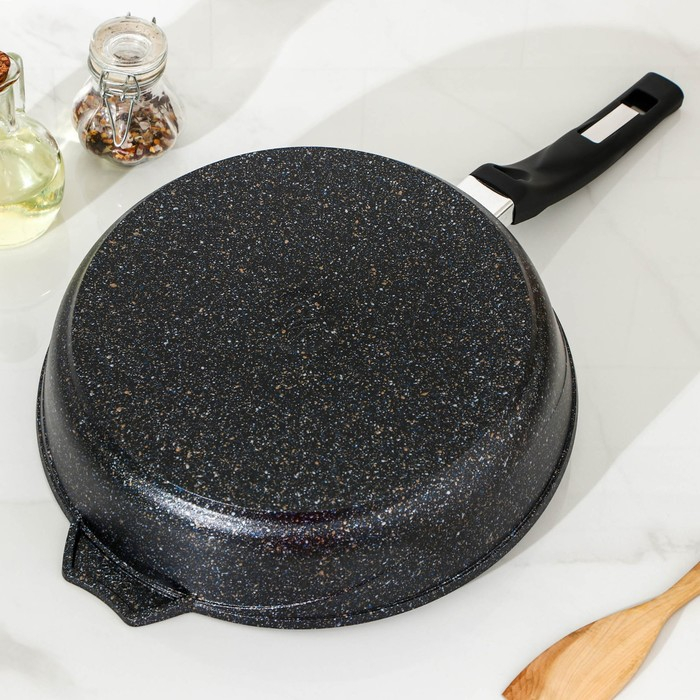 Сковорода &laquo;Гранит Star&raquo;, d=28 см, стеклянная крышка, антипригарное покрытие, тёмно-синий
