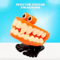 Заводная игрушка &laquo;Челюсти вампира&raquo;, прыгает, МИКС