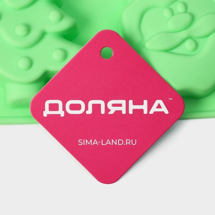Форма для выпечки новогодняя Доляна &laquo;Новый год&raquo;, силикон, 27&times;17&times;2 см, 6 ячеек, цвет зелёный
