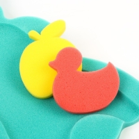 Подкладка для купания макси «Мишка», цвет зеленый, 55х30х6см Подкладка для купания макси «Мишка», цвет зеленый, 55х30х6см