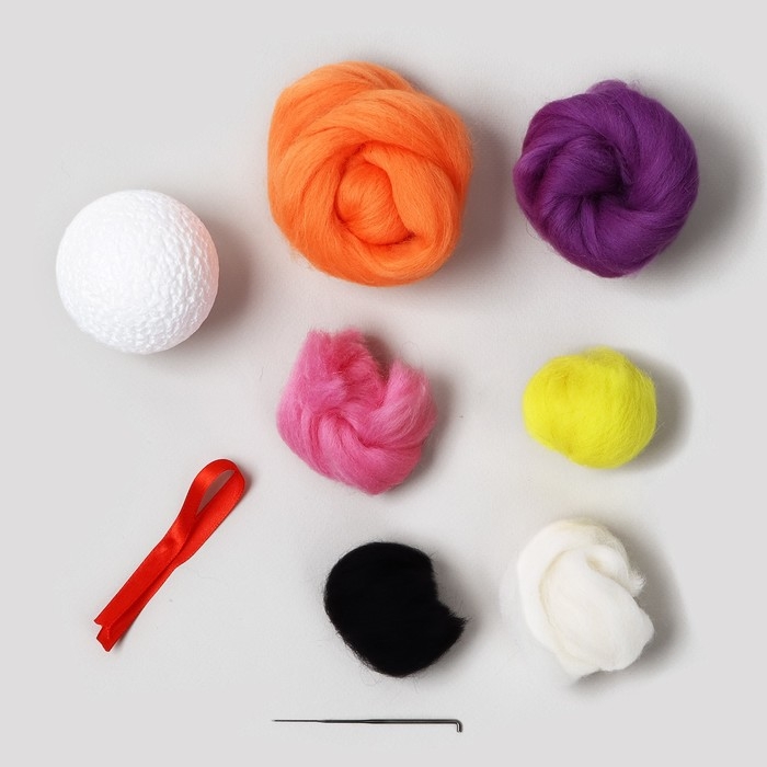 Валяние из шерсти на новый год. Ёлочный шар своими руками &laquo;Змея на шар&raquo;, d = 7 см, новогодний набор для творчества, символ года 2025