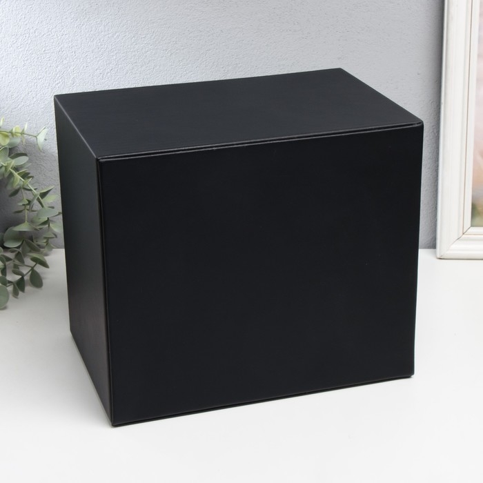 Шкатулка кожзам для украшений Шкатулка кожзам для украшений "Комод с золотистыми ручками" черная 16,3х18х22,5 см