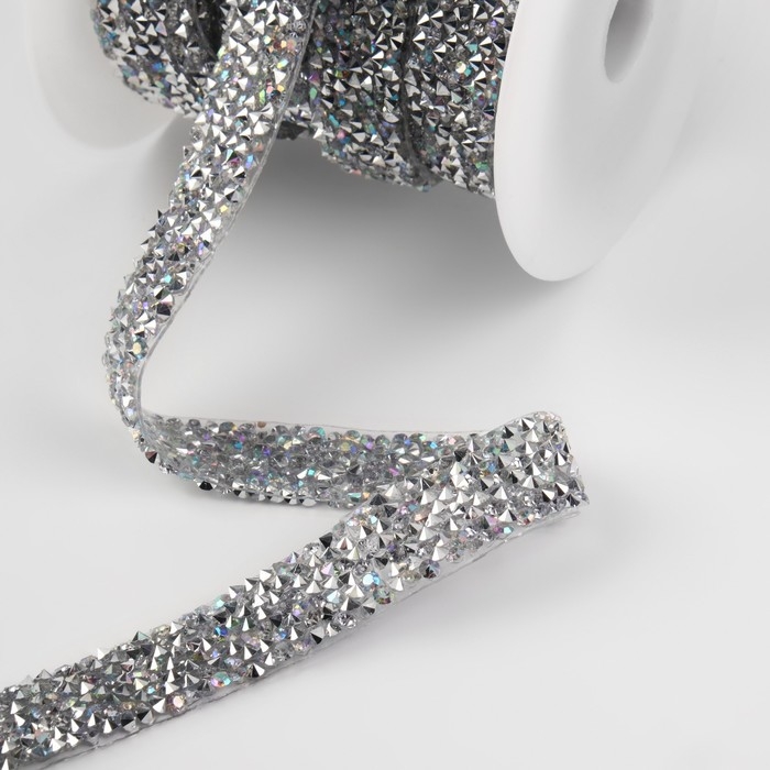 Стразы термоклеевые, с голографией, ширина - 15 мм, 4,5 &plusmn; 0,5 м, цвет серебряный