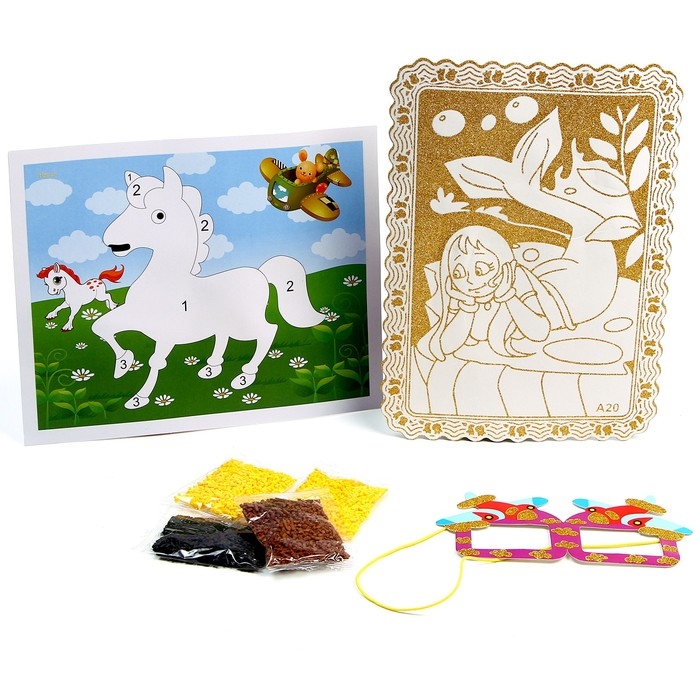Набор для творчества: аппликация EVA крошкой и раскраска + маска на резинке &laquo;Живоные&raquo;