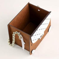 Кашпо деревянное 15,5х10х12 см "Сумочка", мокко-белый Кашпо деревянное 15,5х10х12 см "Сумочка", мокко-белый