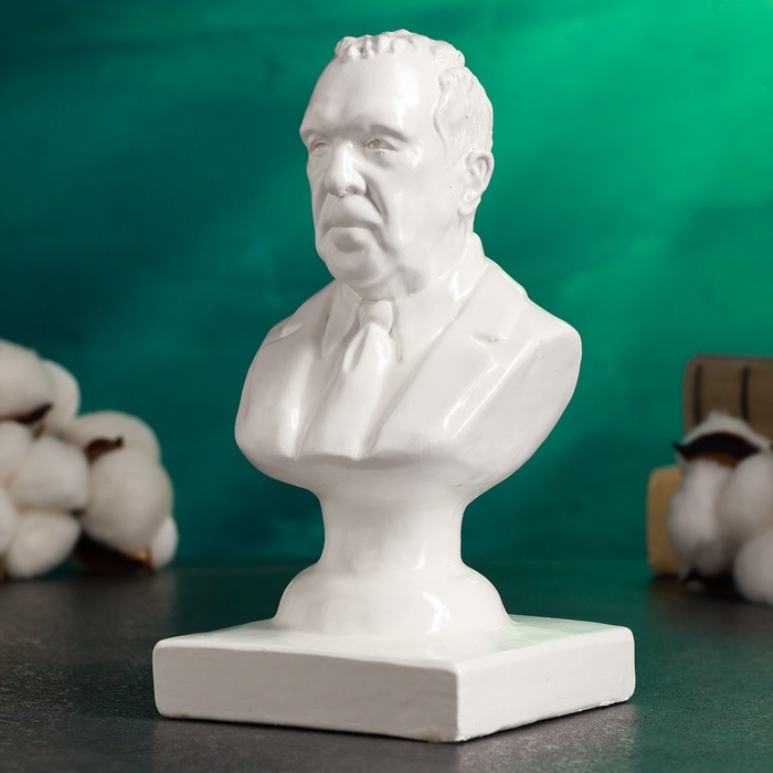 Бюст "Лавров С.В." белый, 17см