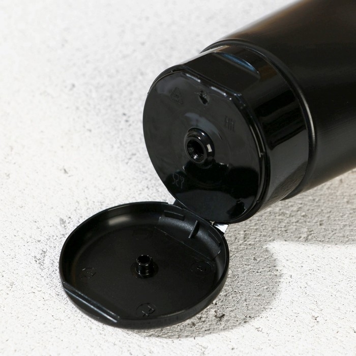 Подарочный набор косметики «Цунами и молния», гель для душа 250 мл и гель для бритья 110 мл, HARD LINE Подарочный набор косметики «Цунами и молния», гель для душа 250 мл и гель для бритья 110 мл, HARD LINE