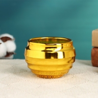 Флористическое кашпо "Ода" золото, 8х8х6см Флористическое кашпо "Ода" золото, 8х8х6см