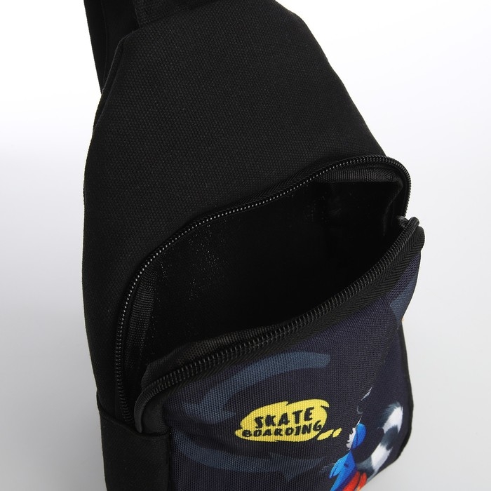 Сумка детская для мальчика через плечо &laquo;Енот на скейте&raquo;