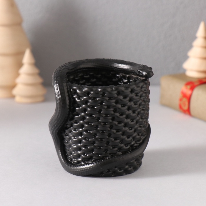 Предмет интерьера Предмет интерьера "Змея корзинка" 7*7*4 см черный