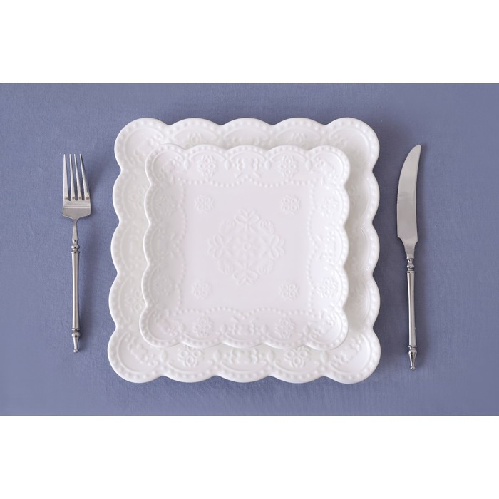 Тарелка фарфоровая пирожковая Доляна &laquo;Сьюзен&raquo;, 26,5&times;26,5 см, цвет белый