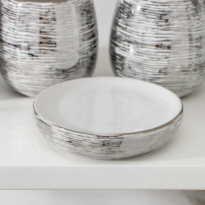 Набор аксессуаров для ванной комнаты &laquo;Нити&raquo;, 4 предмета (мыльница, дозатор 400 мл, 2 стакана), цвет серебряный