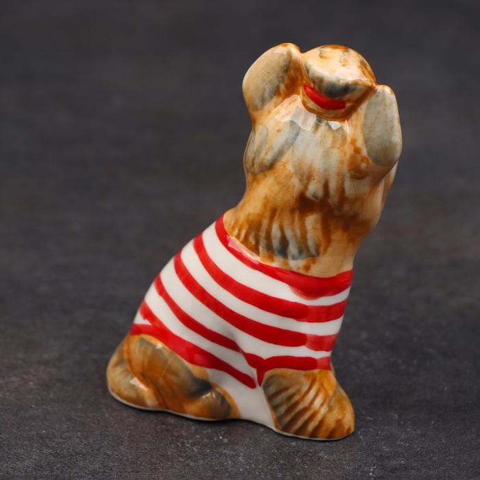 Статуэтка фарфоровая "Йоркширский терьер маечка красная", 8 см, авторская роспись