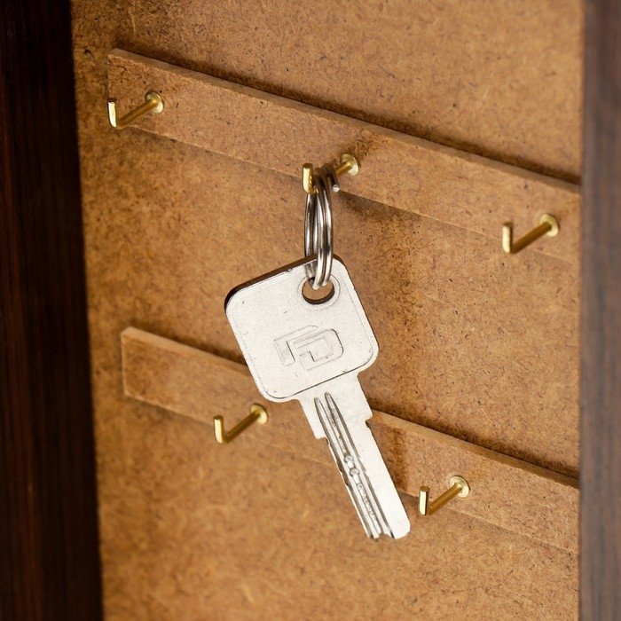 Ключница "Пёрышко" 16х31 см венге МИКС