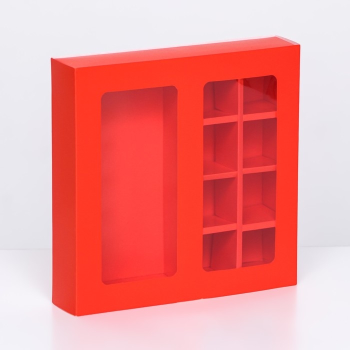 Коробка для 8 конфет + шоколад, с окном, алая, 17,7 х 17,7 х 3,8 см. Кондитерская упаковка