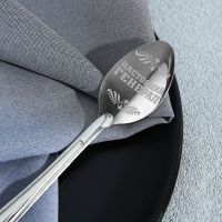 Ложка чайная с гравировкой &laquo;Настоящий генерал&raquo;, на подарочной открытке, 3 х 14 см.