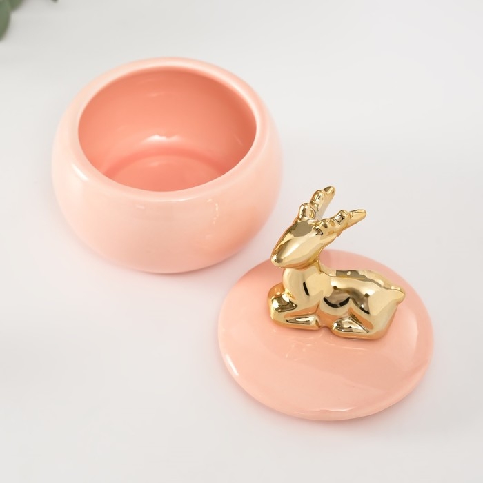 Шкатулка керамика Шкатулка керамика "Золотой олень" розовая 8х8х10 см
