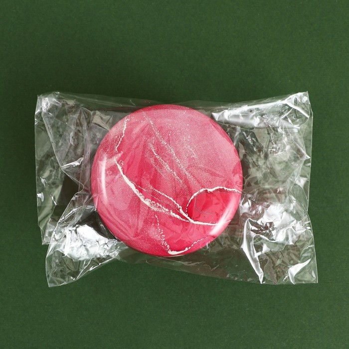 Ароматическая свеча из соевого воска &laquo;Вечерний уют&raquo;, аромат яблоко, 6 х 6 х 4 см.