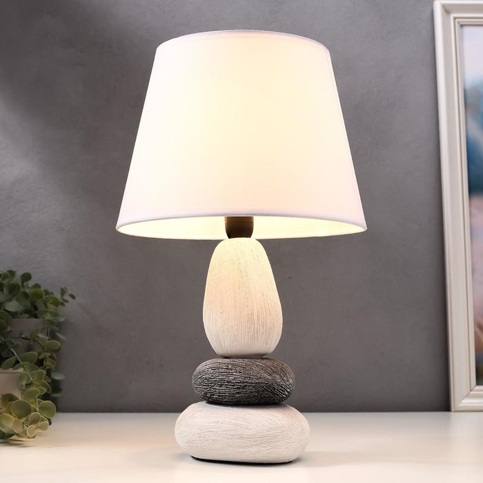 Лампа настольная 16446/1WT E14 40вт бело-черный 22х22х34 см RISALUX