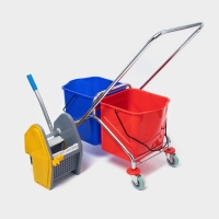 Тележка для уборки с вертикальным отжимом, два ведра по 25 литров, на колёсах, хромированная рама Тележка для уборки с вертикальным отжимом, два ведра по 25 литров, на колёсах, хромированная рама