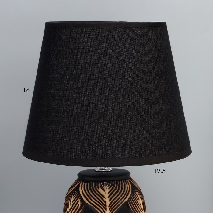 Настольная лампа Настольная лампа "Анфия" Е14 40Вт черно-золотой 20х20х32 см