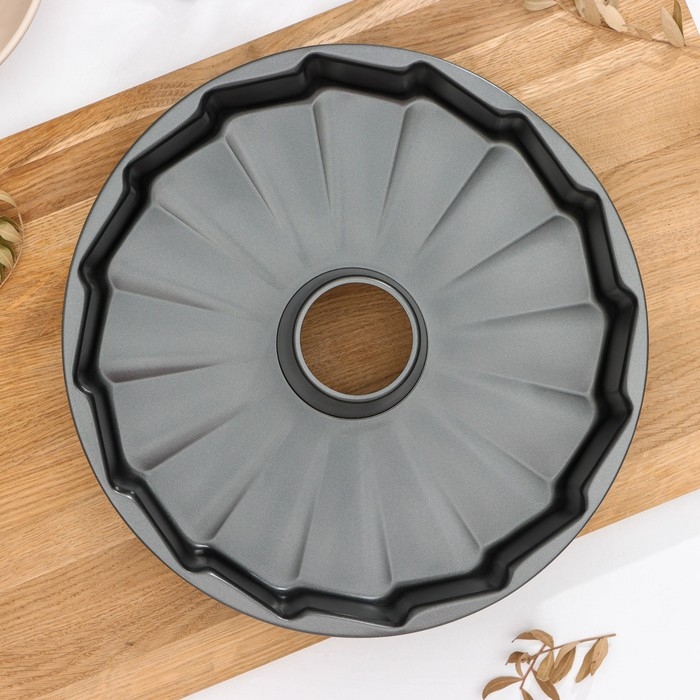 Форма для выпечки «Немецкий кекс. Долька», 29×5 см, антипригарное покрытие, цвет чёрный Форма для выпечки «Немецкий кекс. Долька», 29×5 см, антипригарное покрытие, цвет чёрный