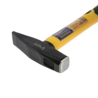 Молоток слесарный ТУНДРА ПРОФИ, квадратный боек, фиберглассовая 3К рукоятка, 300 г Молоток слесарный ТУНДРА ПРОФИ, квадратный боек, фиберглассовая 3К рукоятка, 300 г