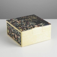 Коробка подарочная новогодняя складная &laquo;Present&raquo;, 15 х 15 х 7 см, Новый год