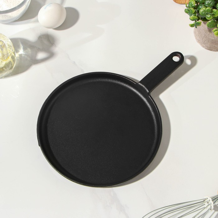 Сковорода блинная чугунная «Круг», d=20 см, чугунная ручка Сковорода блинная чугунная «Круг», d=20 см, чугунная ручка
