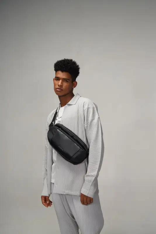 Сумка кросс-боди FlipSling, черная