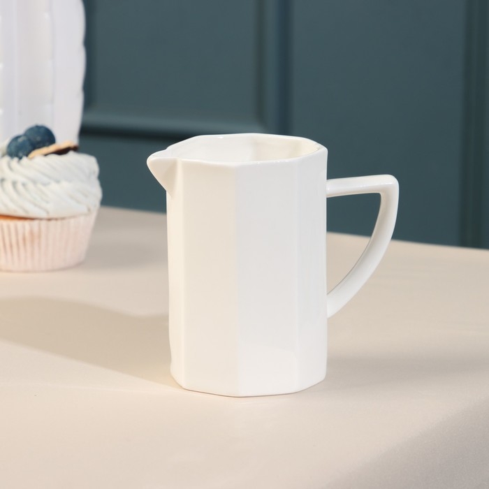 Молочник фарфоровый Sola, 250 мл Молочник фарфоровый Sola, 250 мл