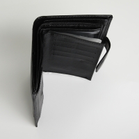 Портмоне мужское на магните 3 в 1, отдел для автодокументов, паспорта, цвет чёрный Портмоне мужское на магните 3 в 1, отдел для автодокументов, паспорта, цвет чёрный