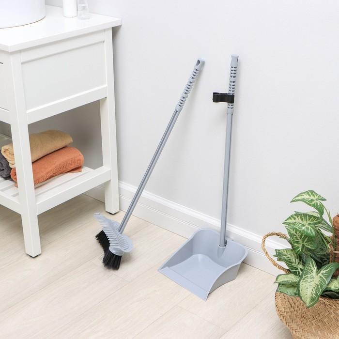 Набор для уборки &laquo;Комфорт&raquo;, 3 предмета: совок, щетка, гребень, цвет МИКС