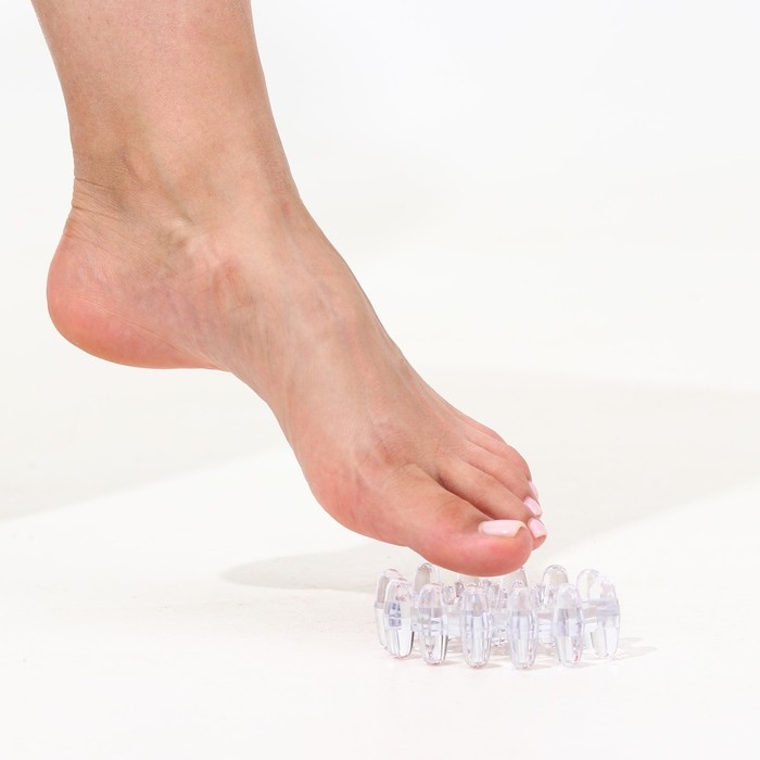 Массажёр для ног с шипами, роликовый «You are beauty», 5,5 х 9 см Массажёр для ног с шипами, роликовый «You are beauty», 5,5 х 9 см