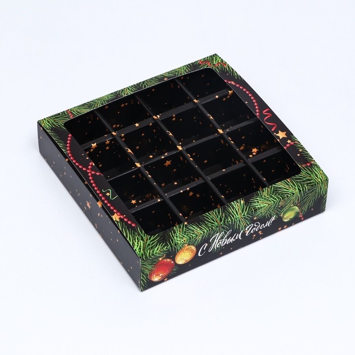 Новый год. Упаковка для конфет 16 шт &laquo;Новогодние ветви&raquo;, 17,7 х 17,7 х 3,8 см