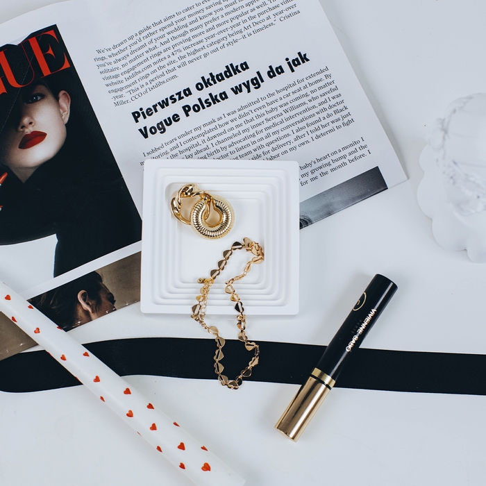 Подставка для украшений универсальная &laquo;Квадрат&raquo;, 10&times;10&times;2,4 см, цвет белый