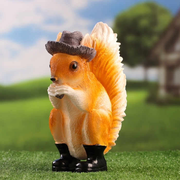 Садовая фигура Садовая фигура "Белка в сапогах" 9х16х22см