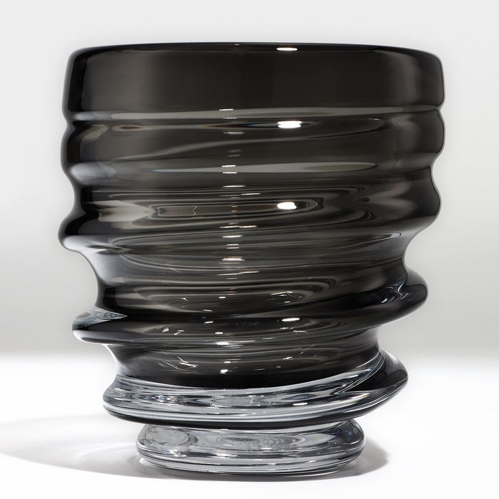 Ваза для цветов «Пилея» из прозрачного черного стекла 20 х 18 х 18 см Ваза для цветов «Пилея» из прозрачного черного стекла 20 х 18 х 18 см