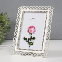 Фоторамка металл, стекло 10х15 см "Ожерелье из сердец" эмаль, стразы 1,5х14,2х19 см