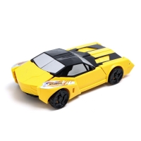 Робот &laquo;Автобот&raquo;, трансформируется