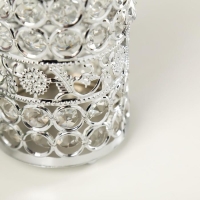 Подсвечник металл, стекло на 1 свечу "Кристаллы и подсолнухи" серебро 13х9х9 см Подсвечник металл, стекло на 1 свечу "Кристаллы и подсолнухи" серебро 13х9х9 см